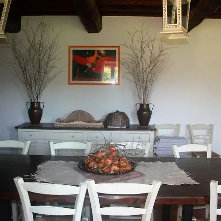 Vakantiehuis Borghetto Sleeps 12 Pool Air Con Wifi
